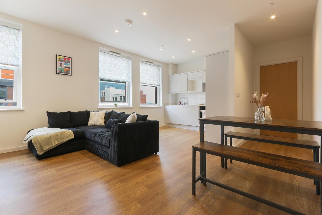 Modern 2-Bed Apartment, Free Parking, City Centre, Netflix & Pet Friendly - Hosted By Stay Host Save Шефилд Екстериор снимка