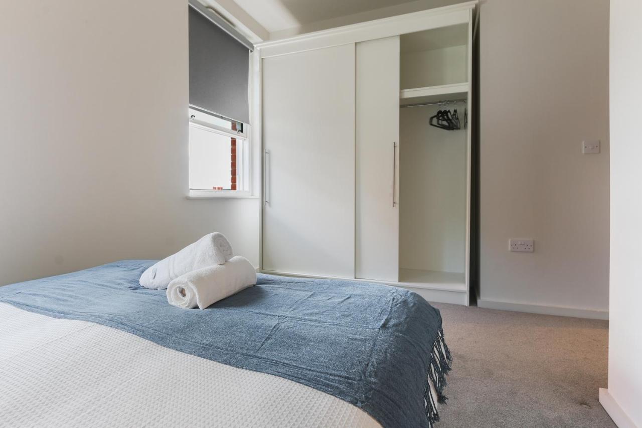 Modern 2-Bed Apartment, Free Parking, City Centre, Netflix & Pet Friendly - Hosted By Stay Host Save Шефилд Екстериор снимка